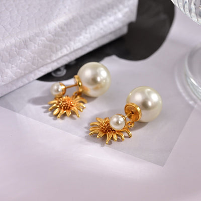 Selling Jewelry Online: Dior Earrings - A Touch of Elegance at Your Fingertips